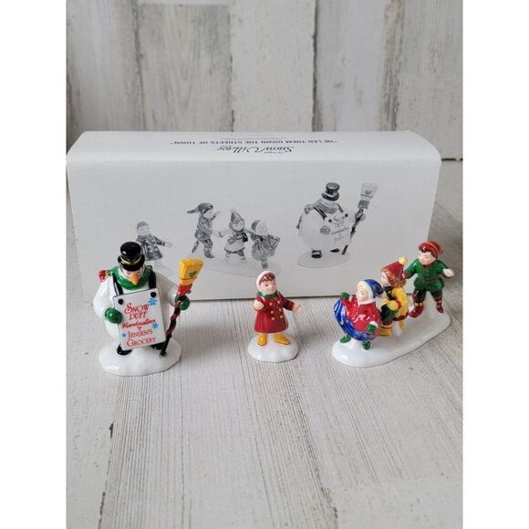 Dept 56 54927 He Led Them Down The Streets Of Town village accessory xmas - Picture 1 of 9